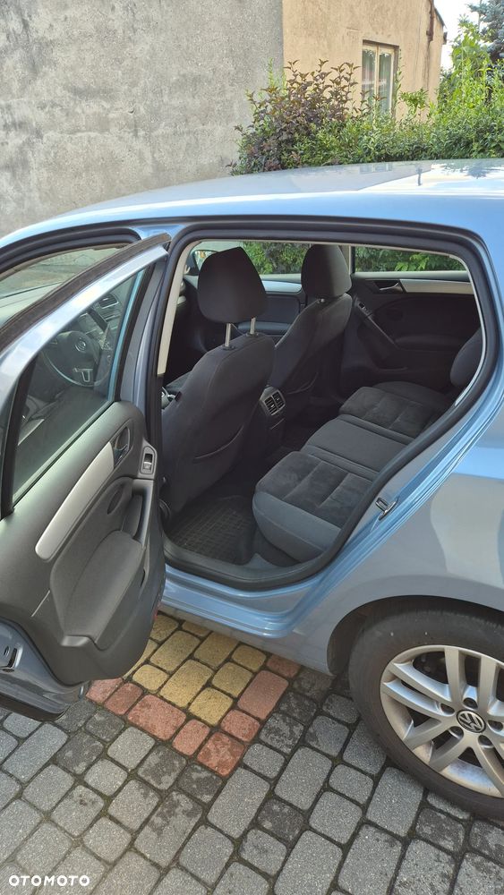Volkswagen Golf 2.0 TDI Highline - 13