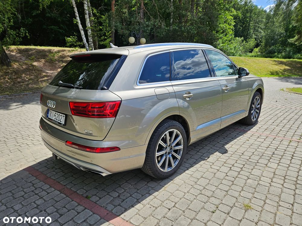 Audi Q7 - 4