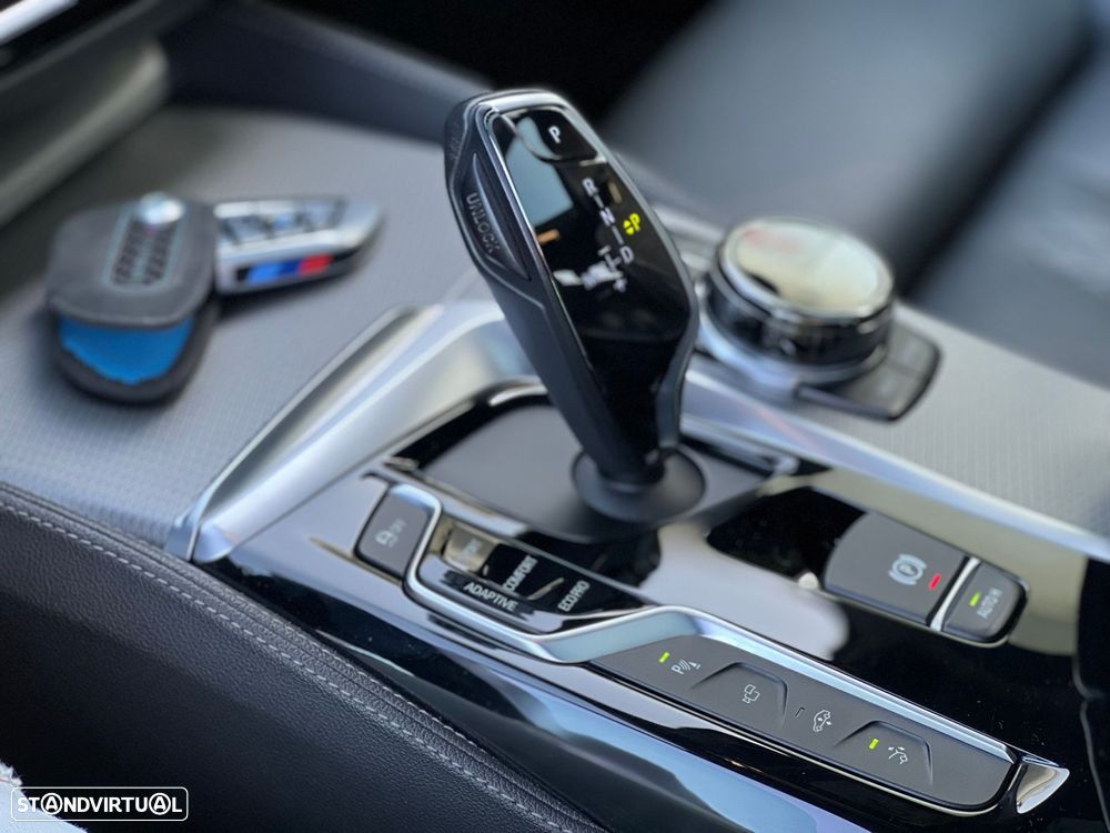 BMW 630 Gran Turismo d xDrive Pack M - 37