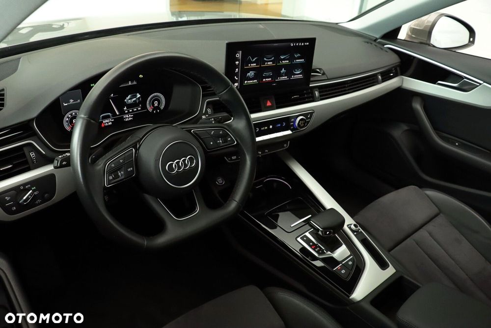Audi A4 Limousine - 18