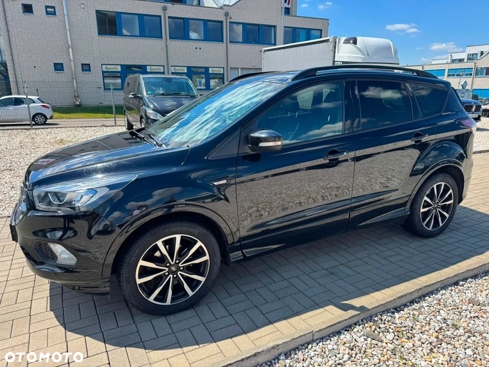 Ford Kuga 1.5 EcoBoost 2x4 ST-Line - 2