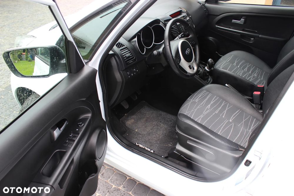 Kia Venga 1.4 S - 20