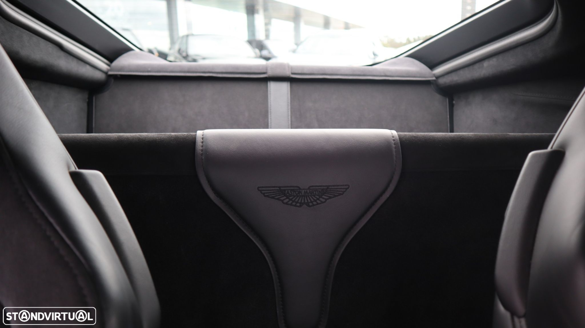 Aston Martin Vantage Coupe V8 - 33