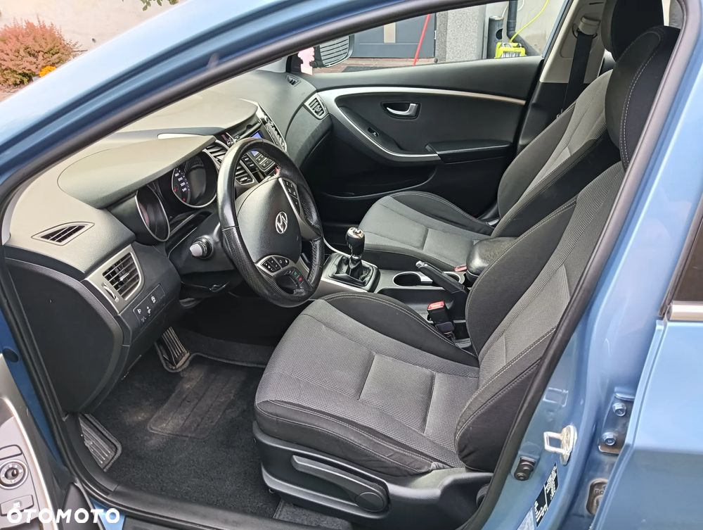 Hyundai i30 1.6 CRDi Classic - 8