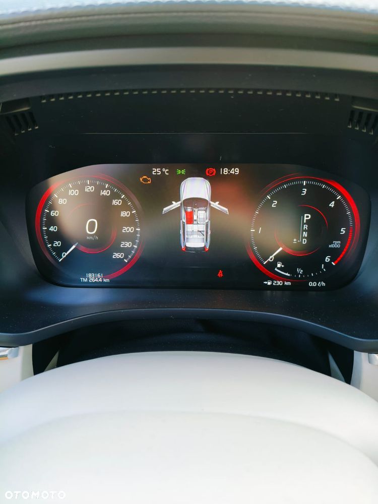 Volvo XC 60 D4 AWD Geartronic Inscription - 17