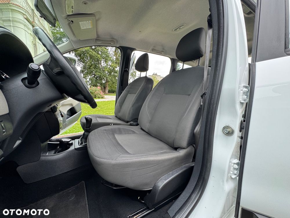 Dacia Lodgy - 25