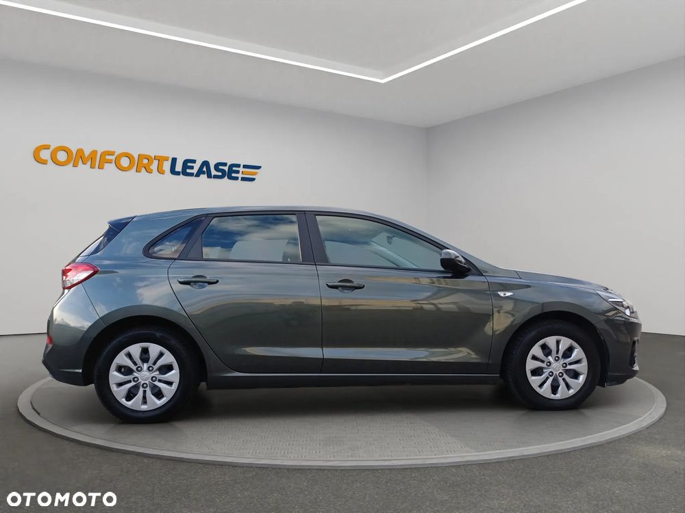 Hyundai i30 1.5 DPI Classic + - 2