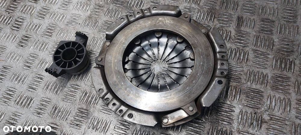 SPRZĘGŁO TARCZA + DOCISK + ŁOŻYSKO FIAT MAREA 1.8 16V 182A2000 LUK - 7