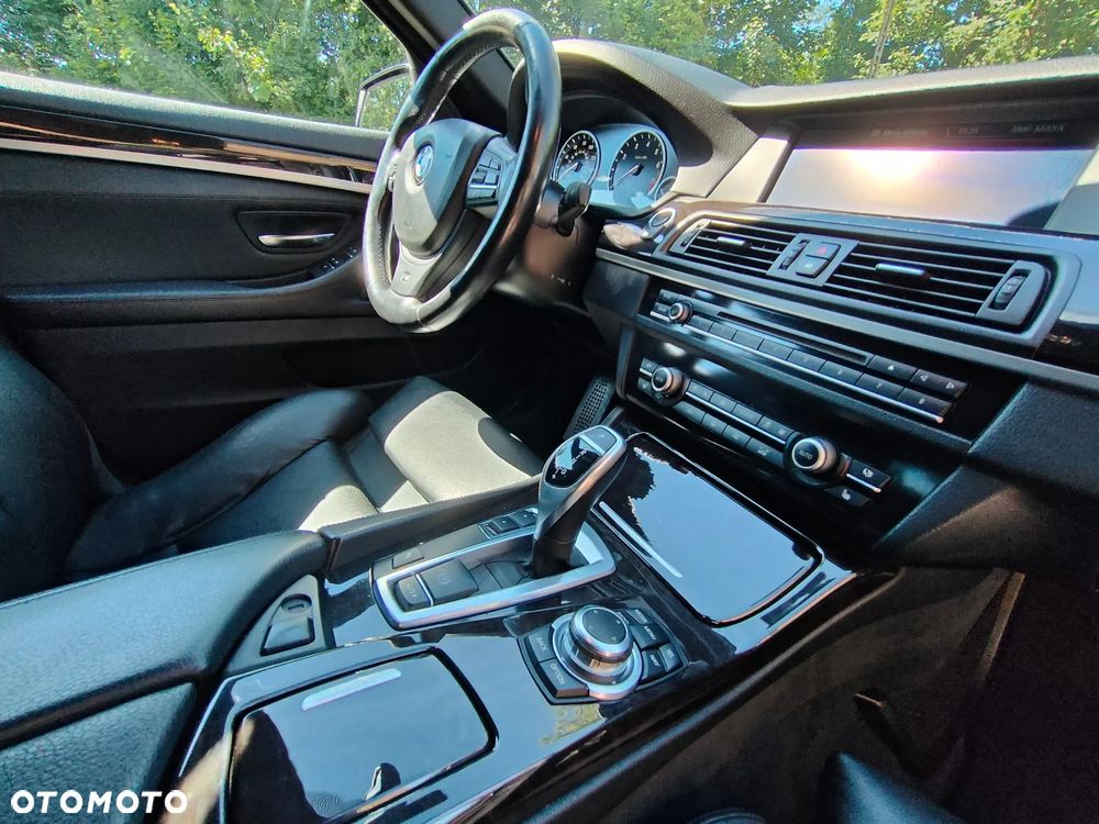 BMW Seria 5 535i - 21