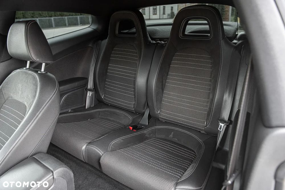 Volkswagen Scirocco - 22