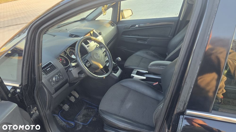 Opel Zafira - 8