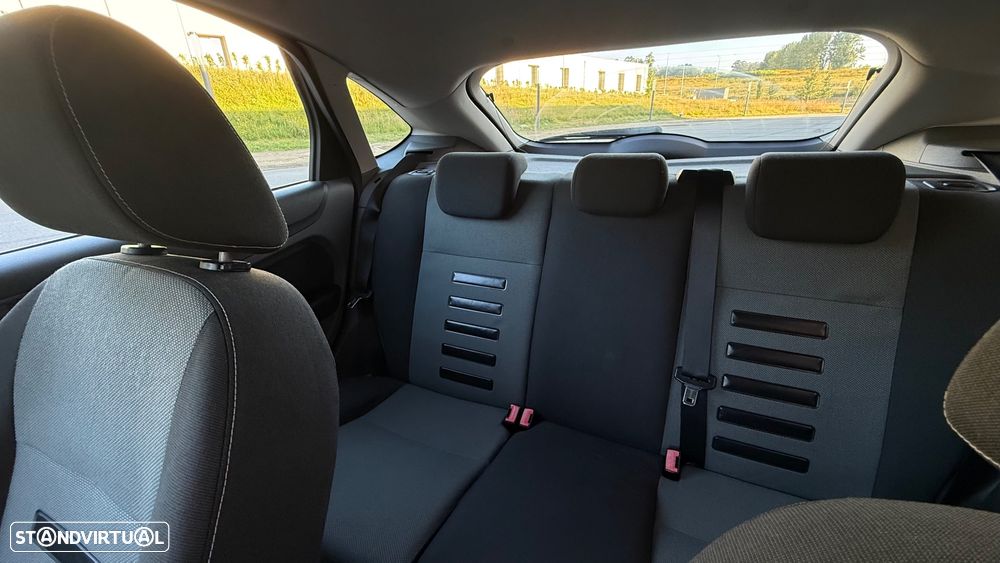 Ford Focus 1.6 TDCi Trend - 19