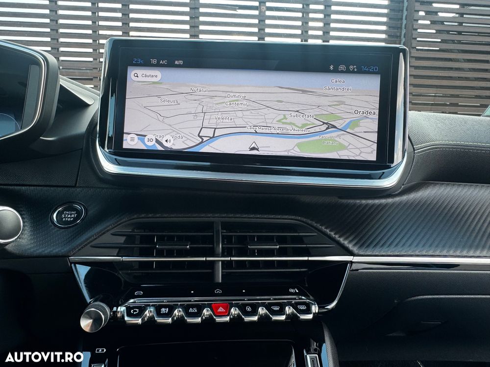 Peugeot 2008 PureTech 130 EAT8 GT - 36