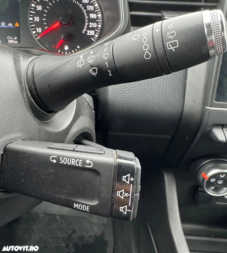 Renault Clio V TCe Zen - 9