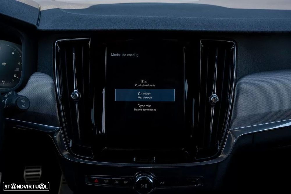 Volvo V90 D3 R Design - 20