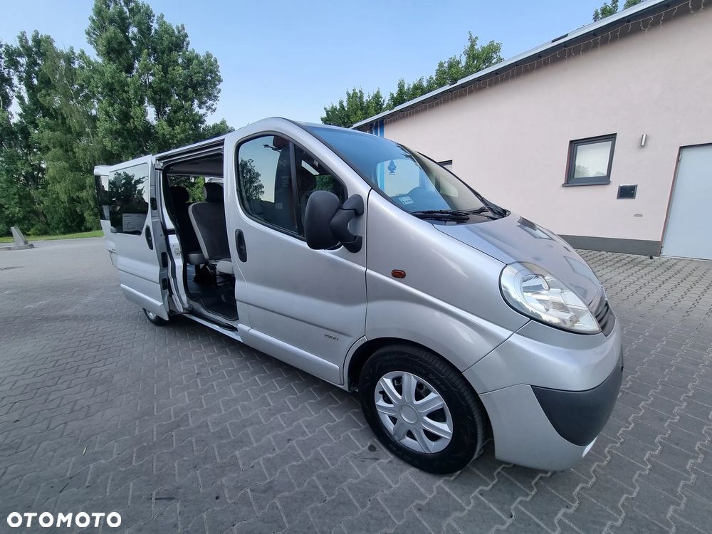 Opel Vivaro - 21