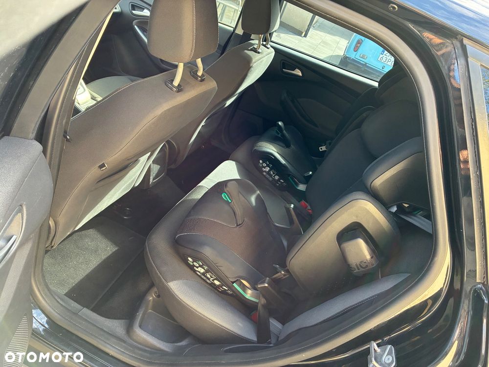 Ford Focus - 23