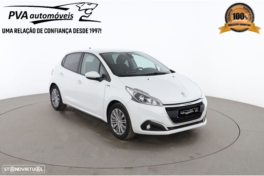 Peugeot 208 1.5 BlueHDi Signature - 1