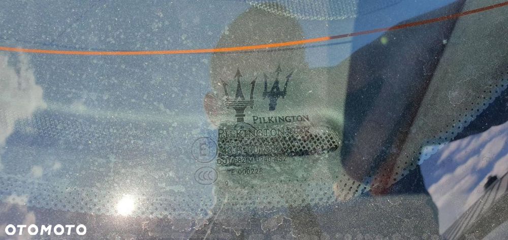 SZYBA TYŁ MASERATI GRANTURISMO MC Sport Line - 8