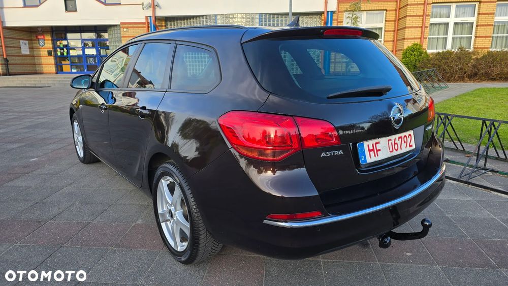 Opel Astra - 4
