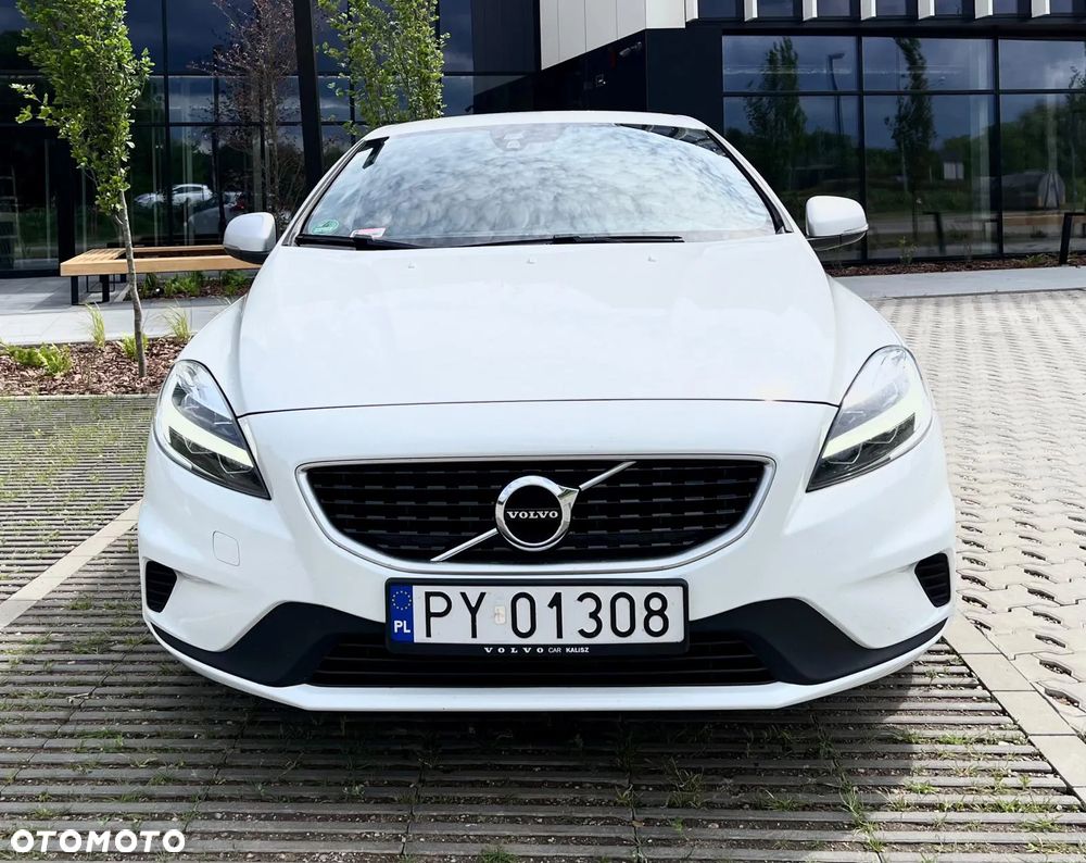 Volvo V40 T3 Drive-E R-Design Momentum - 3
