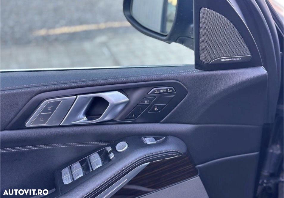 BMW X7 - 8