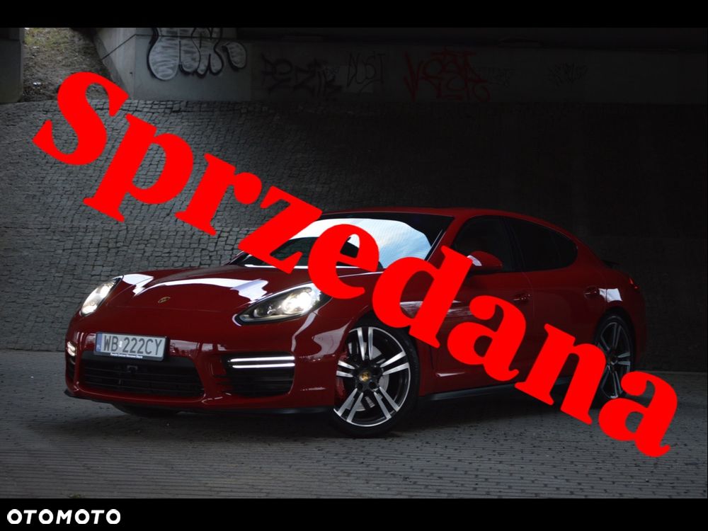 Porsche Panamera GTS PDK - 1