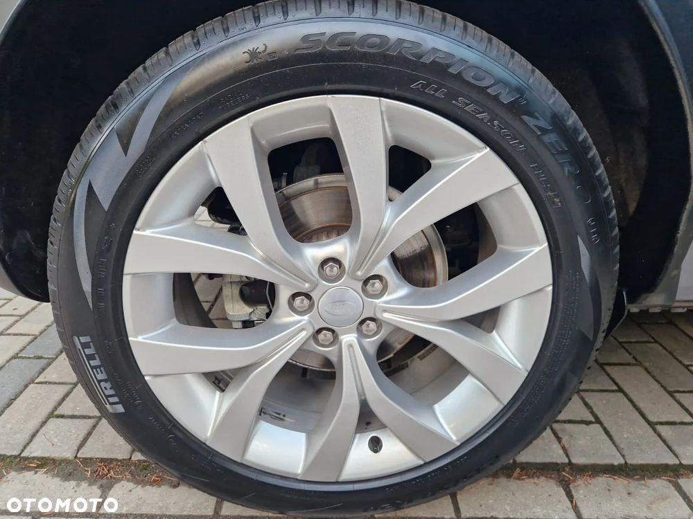 Land Rover Range Rover Evoque - 15