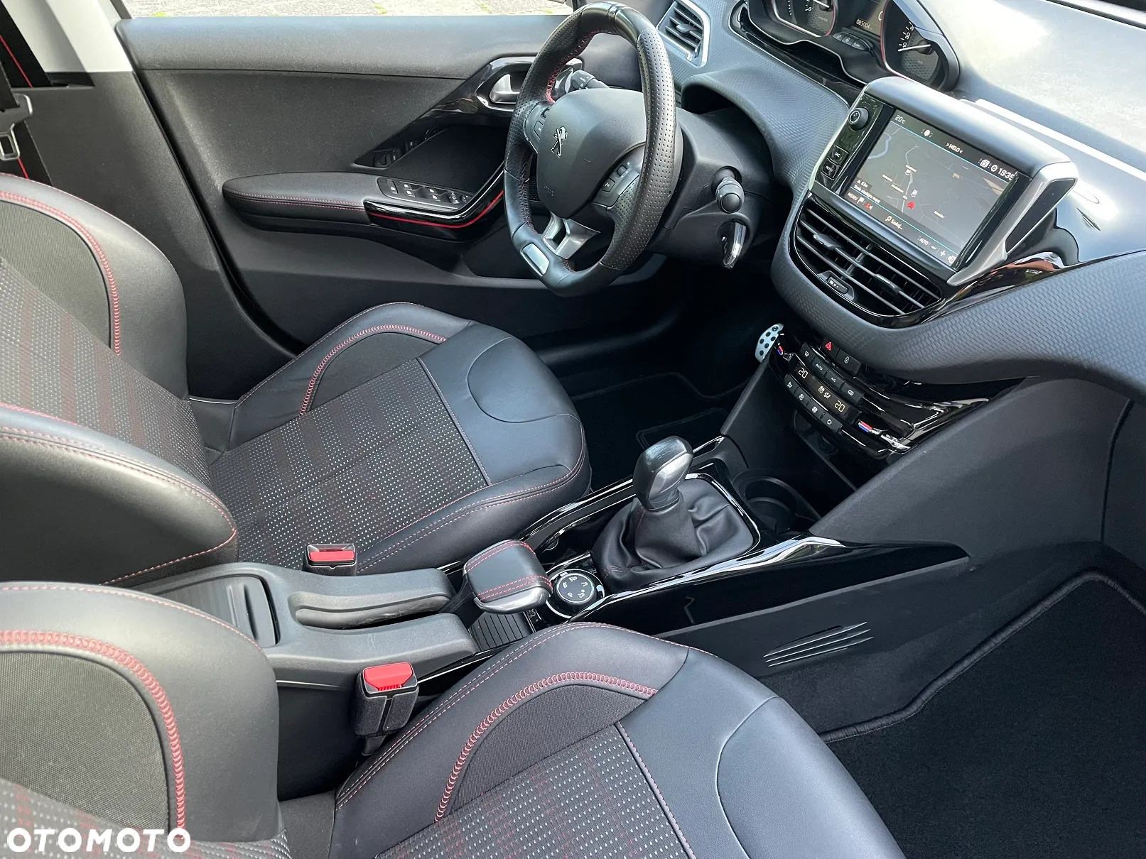 Peugeot 2008 - 17