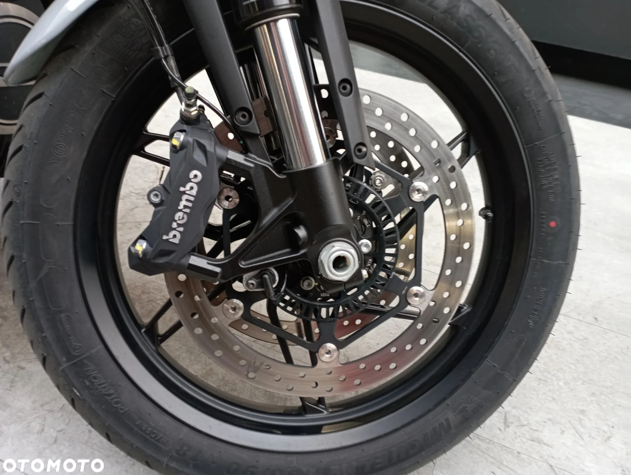 Moto Guzzi V7 - 13