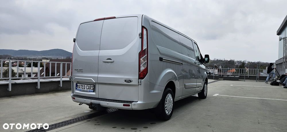 Ford TRANSIT COUSTOM - 15
