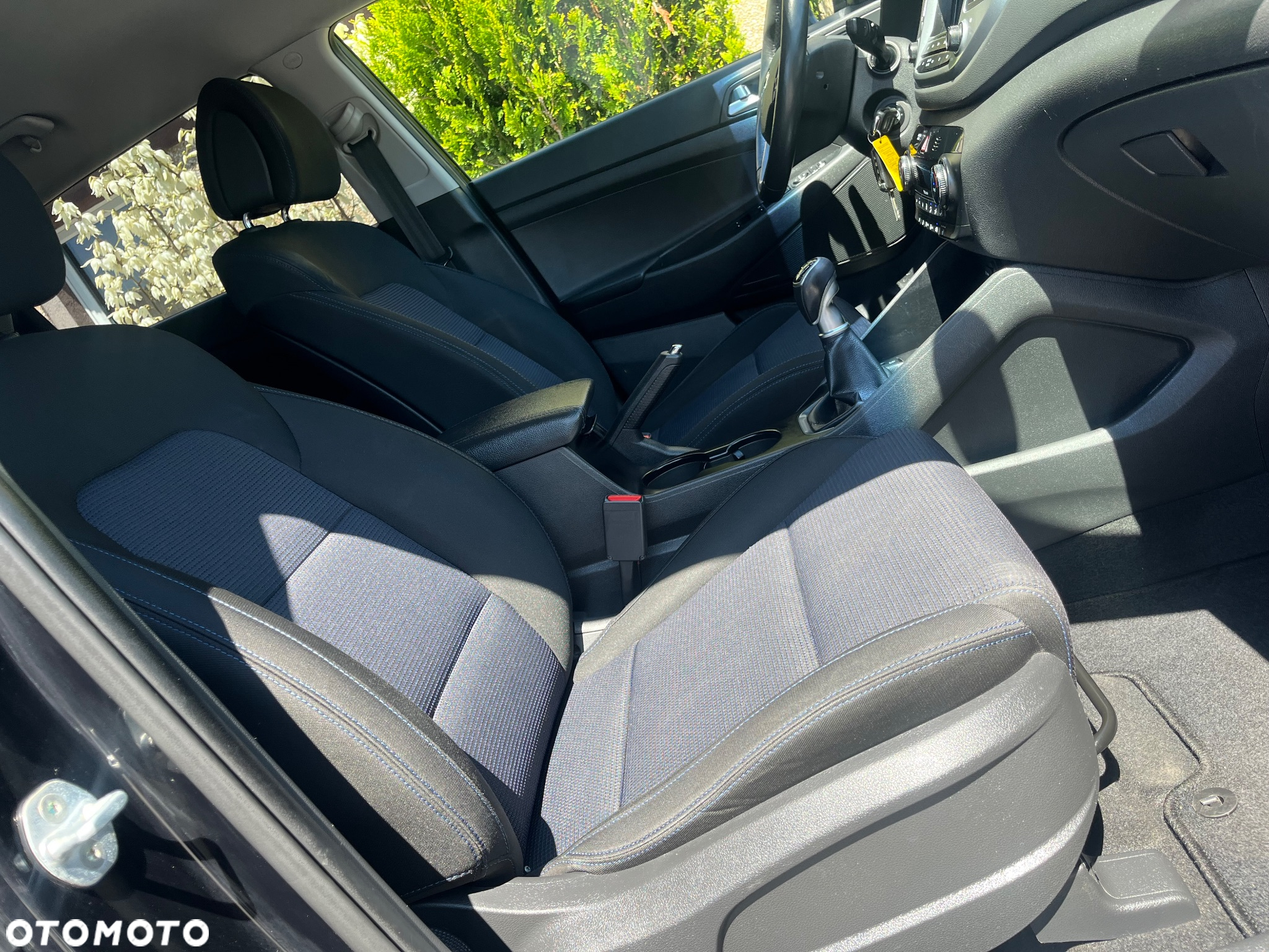 Hyundai Tucson blue 1.7 CRDi 2WD Intro Edition - 25