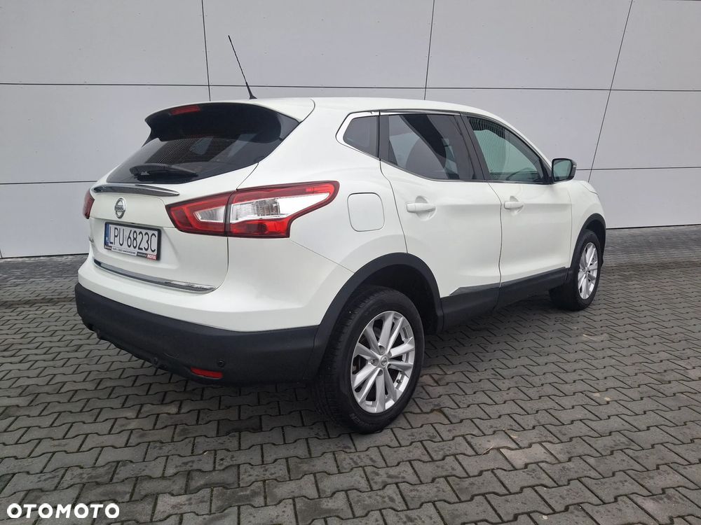 Nissan Qashqai 1.6 dCi 4 x 4 DPF Start/Stop tekna - 12