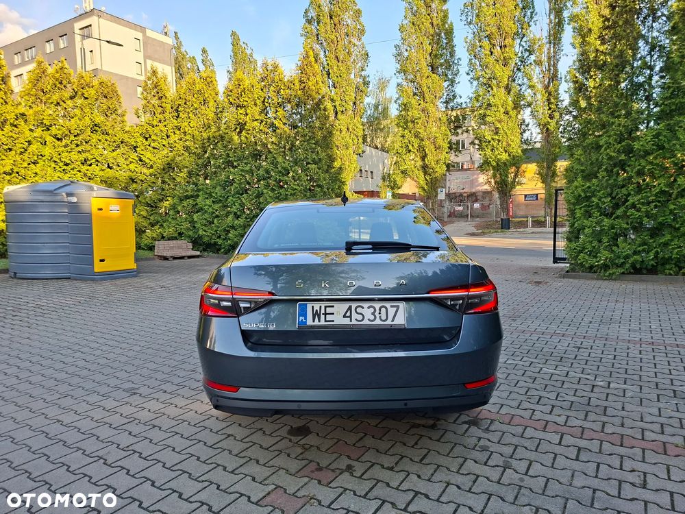 Skoda Superb 2.0 TDI SCR Ambition DSG - 7