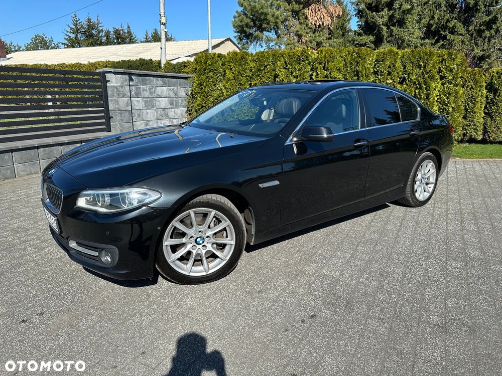 BMW Seria 5 530d xDrive Luxury Line - 2