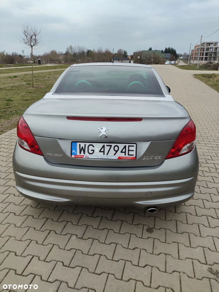 Peugeot 207 CC 120 VTi Roland Garros - 11