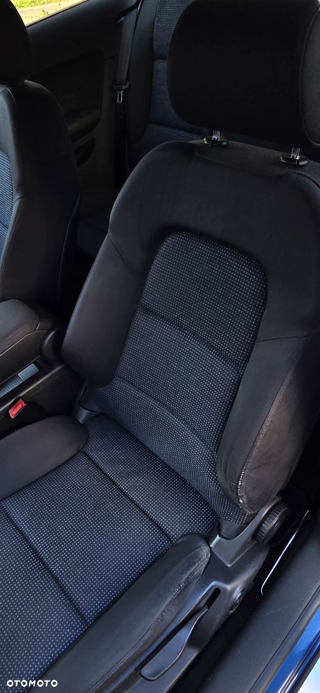 Audi A3 3-drzwiowe 1.6 Ambition - 11