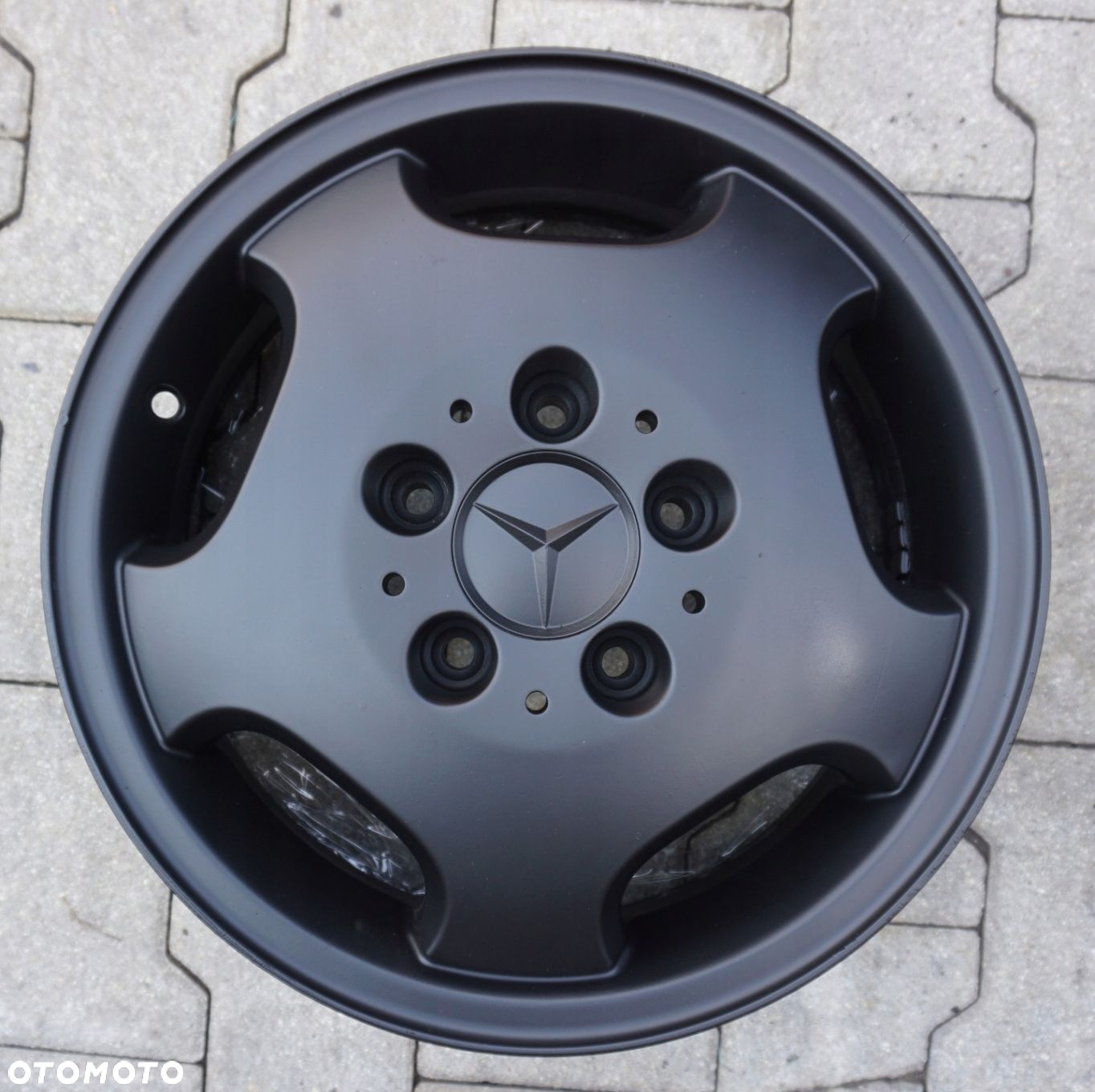 Mercedes 15" 5x112x66,6 ET54 F47 - 9