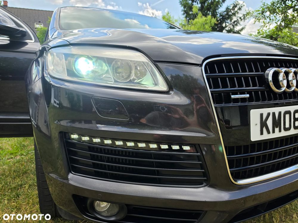 Audi Q7 3.0 TDI DPF clean diesel Quattro Tiptronic - 26