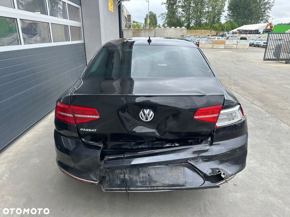 Volkswagen Passat 1.8 TSI BMT Highline DSG - 4