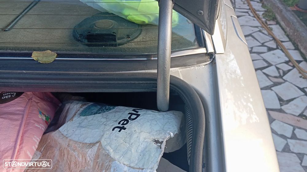 Mercedes-Benz W201 (1982-1993) - 11