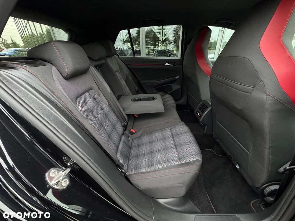 Volkswagen Golf VIII 2.0 TSI GTI DSG - 25