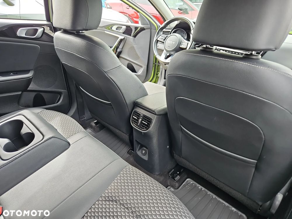 Kia XCeed 1.5 T-GDI L - 25