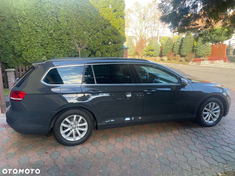 Volkswagen Passat 2.0 TDI (BlueMotion Technology) Comfortline - 14