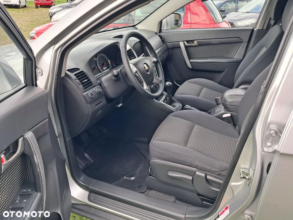 Chevrolet Captiva 2.4 2WD 5 Sitzer LS - 12