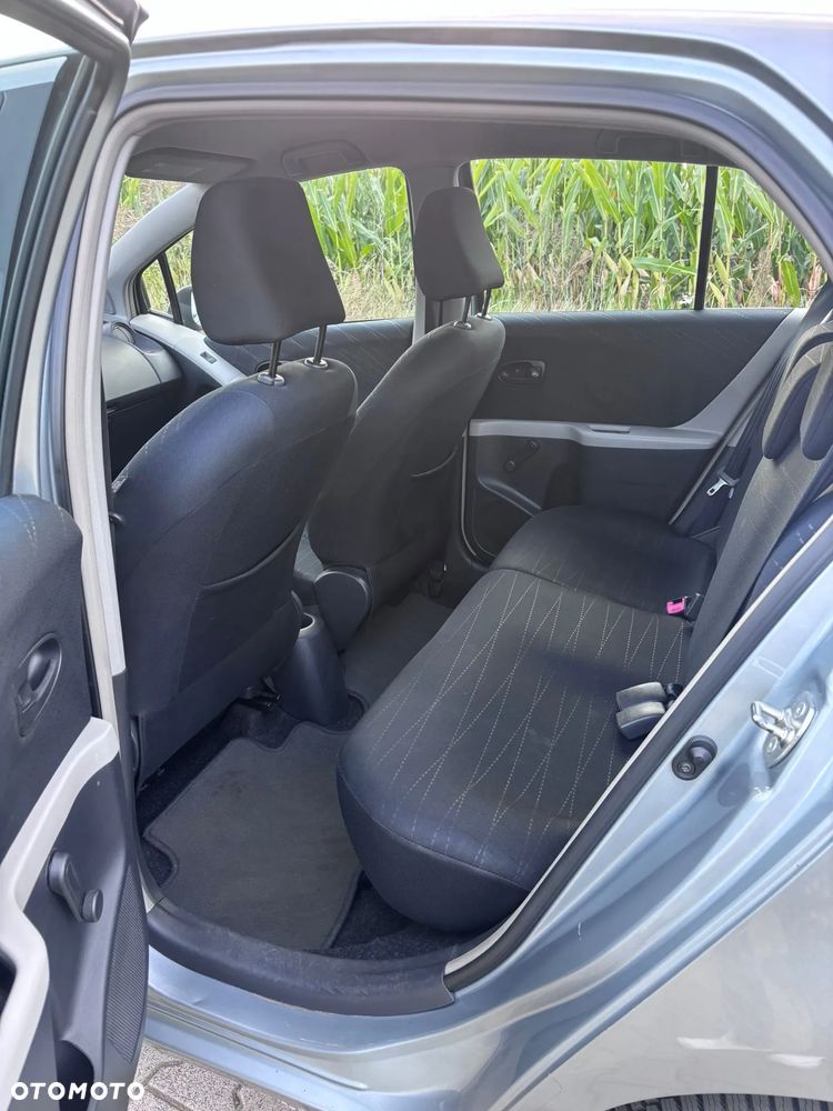 Toyota Yaris 1.3 VVT-i Sol - 14