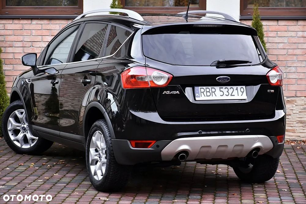 Ford Kuga 2.0 TDCi 4x4 Titanium - 4