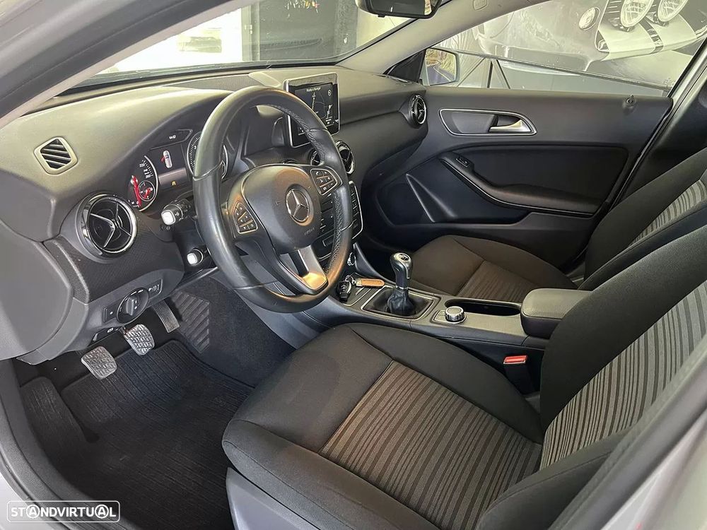 Mercedes-Benz A 180 d Style - 6