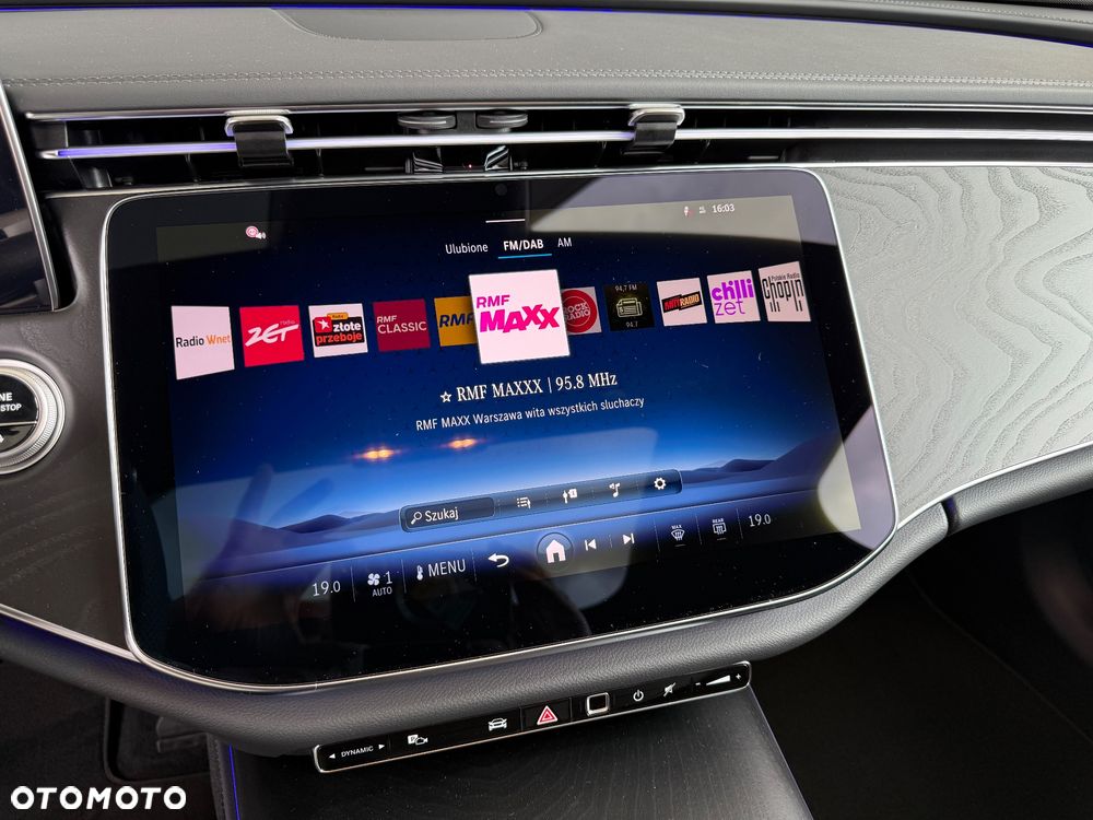 Mercedes-Benz Klasa E 220 d mHEV 4-Matic AMG 9G-Tronic - 13