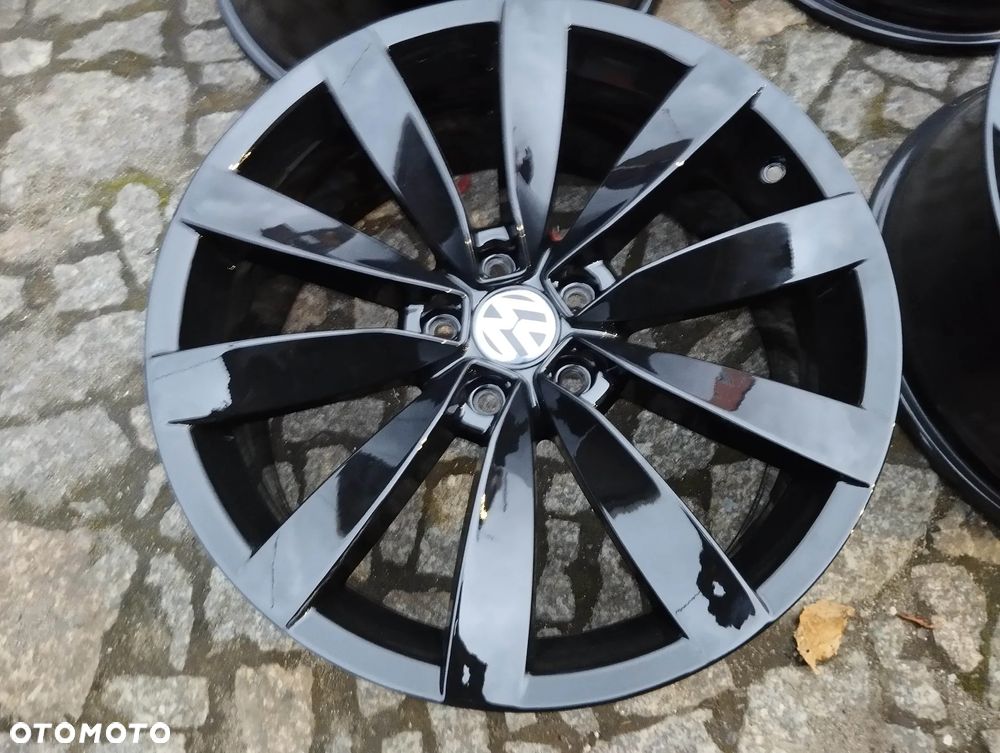 Felgi Alu 5x112 1K8 19 Passat Arteon Sirocco - 5